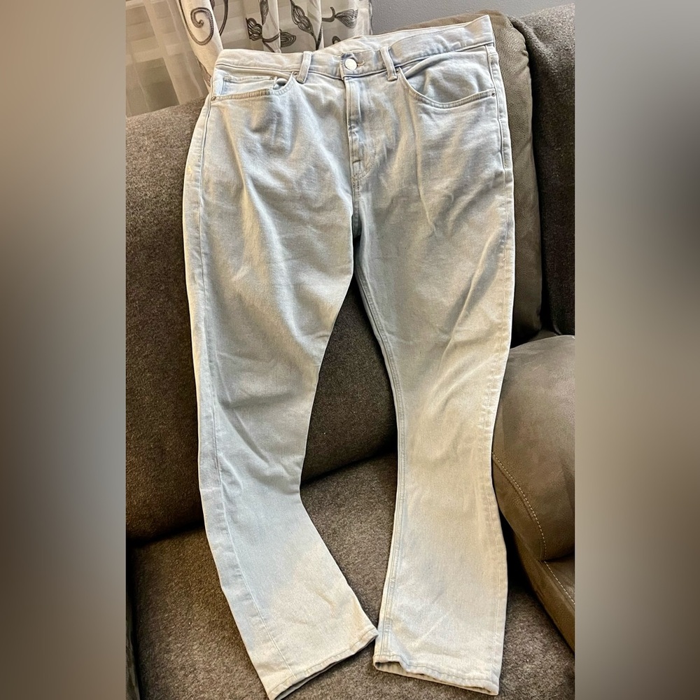 H&M Light Denim Slim Fit Jeans 33x32